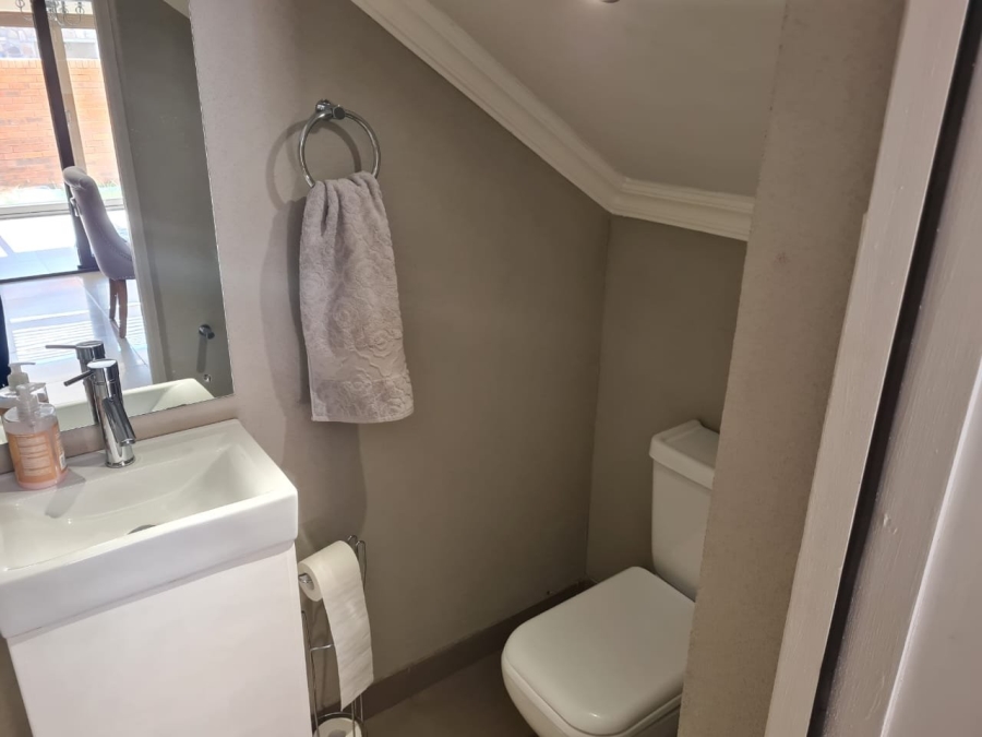 3 Bedroom Property for Sale in Wild Olive Estate Free State